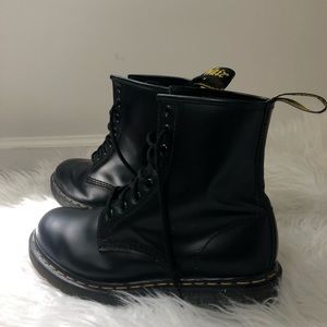 Doc Martens (Black, smooth leather)